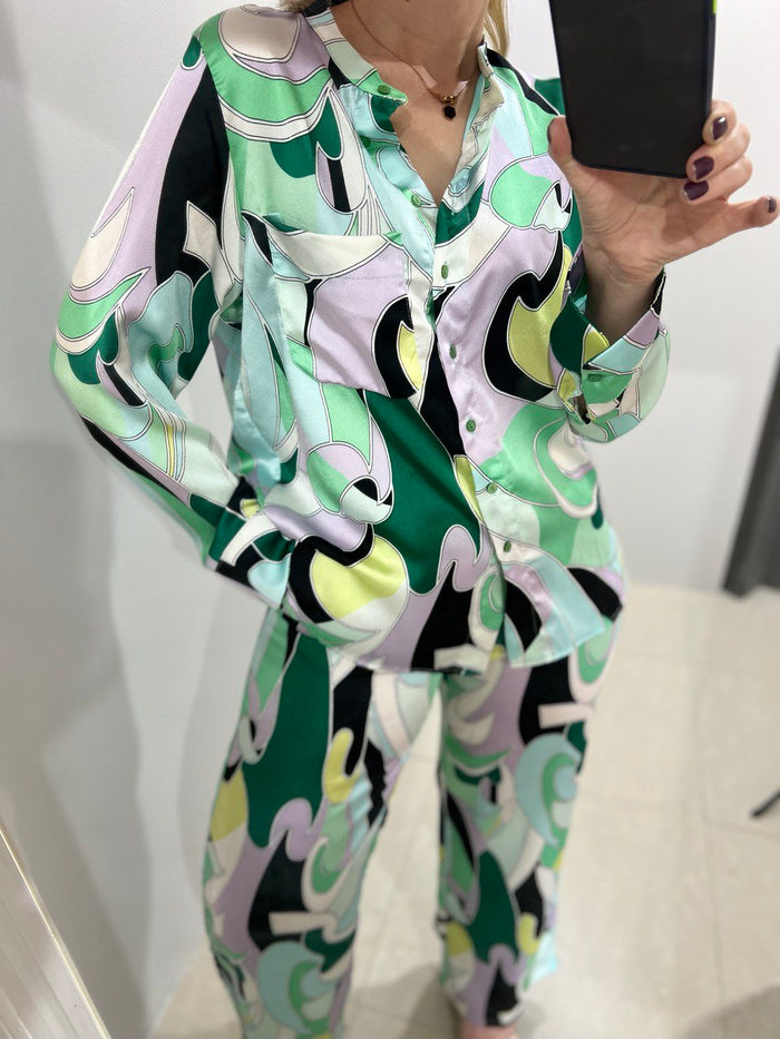 Green satin printed pants set