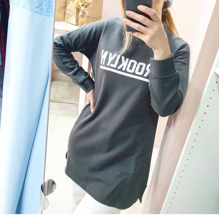 grey long sweatshirt